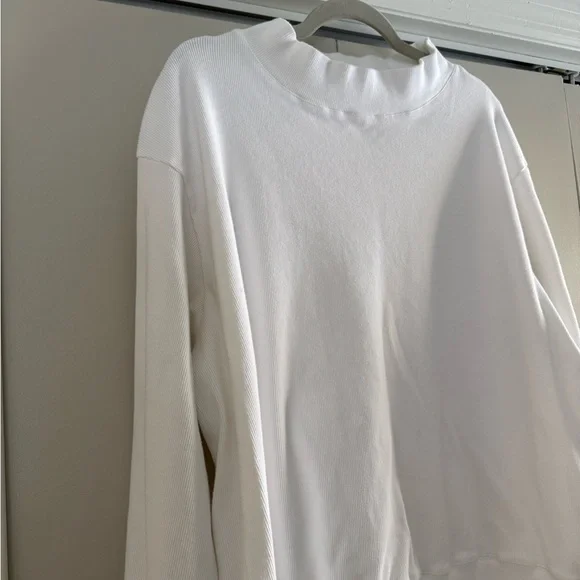 Parke White Ribbed Pullover - Picture 2 of 6